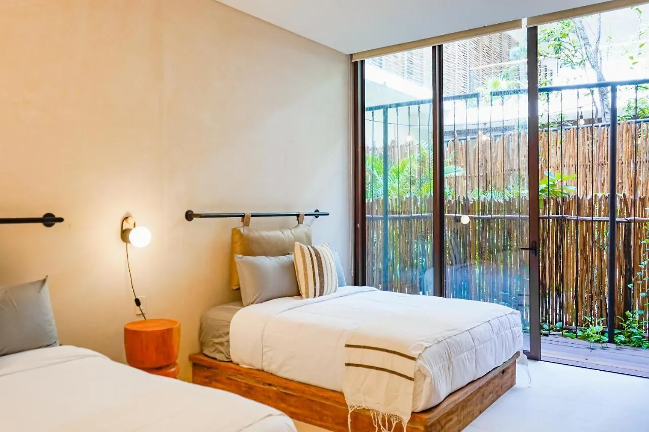 Amelia Pb 108 Hotel Tulum 0*,